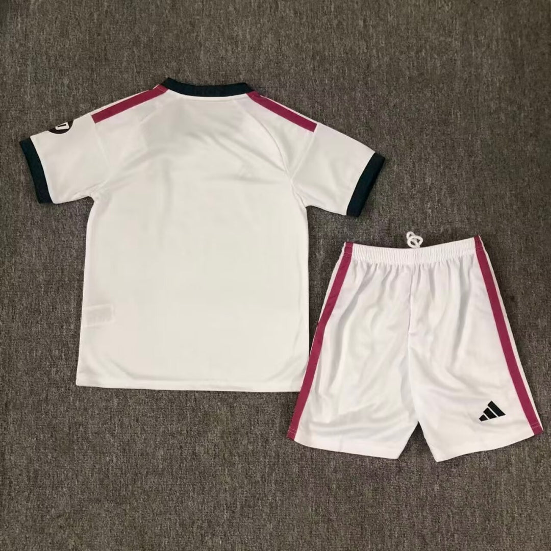 26/27 Ensemble Enfant Real Madrid Domicile — vue 2