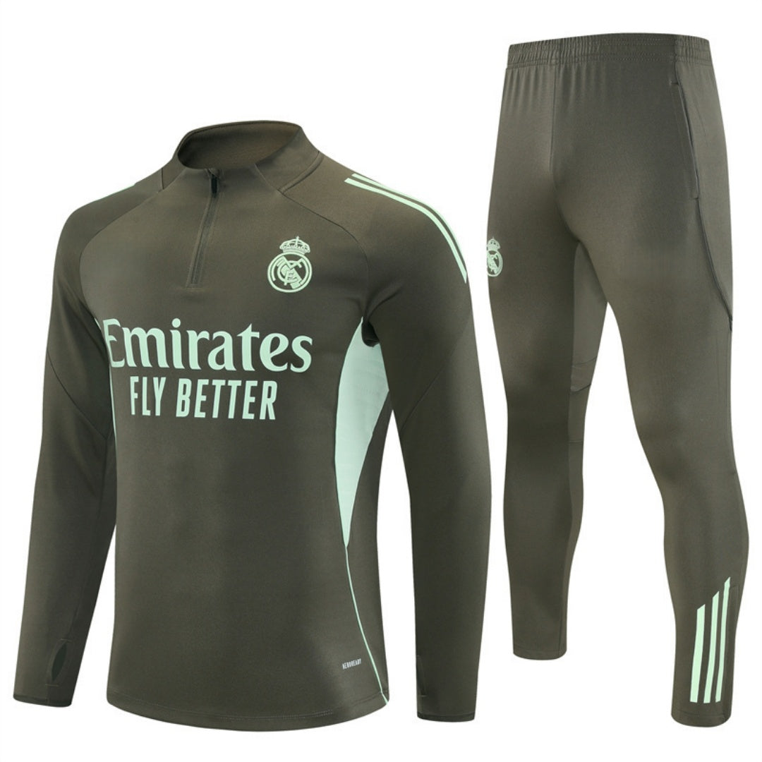 25/26 Ensemble Real Madrid green Spécial — vue 1