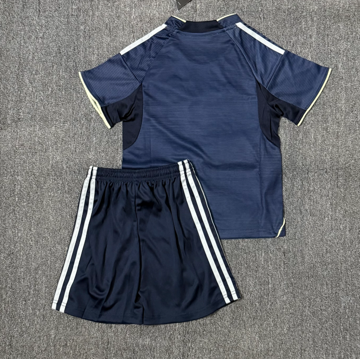 25/26 Ensemble Enfant Real Madrid Extérieur — vue 2