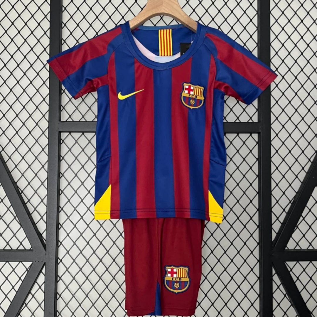2005-2006 Ensemble Enfant Barcelone Domicile Rétro — vue 1