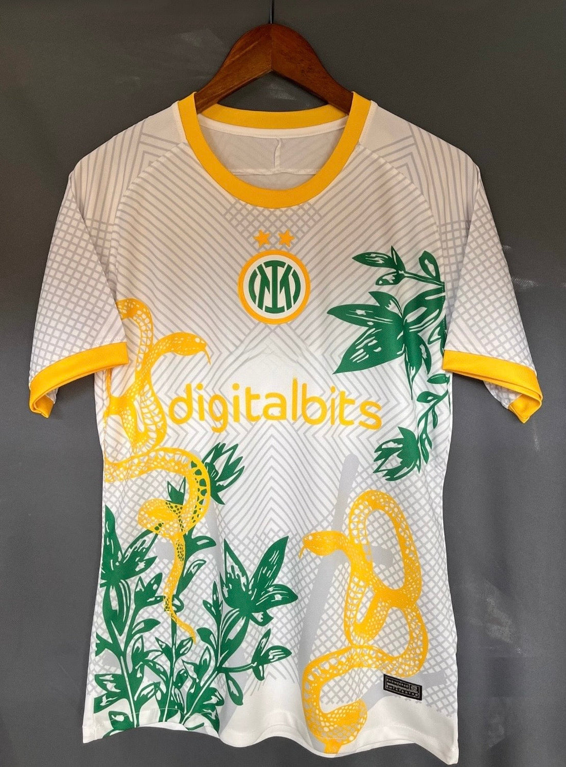 Maillot 24/25 Inter Milan Blanc Spécial Serpent — vue 3