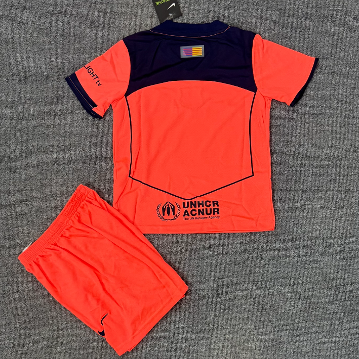 25/26 Ensemble Enfant Barcelone Third — vue 2