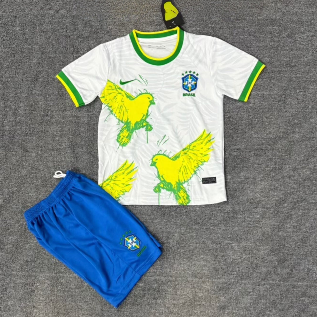 25/26 Ensemble Enfant Brésil Spécial bird white — vue 1
