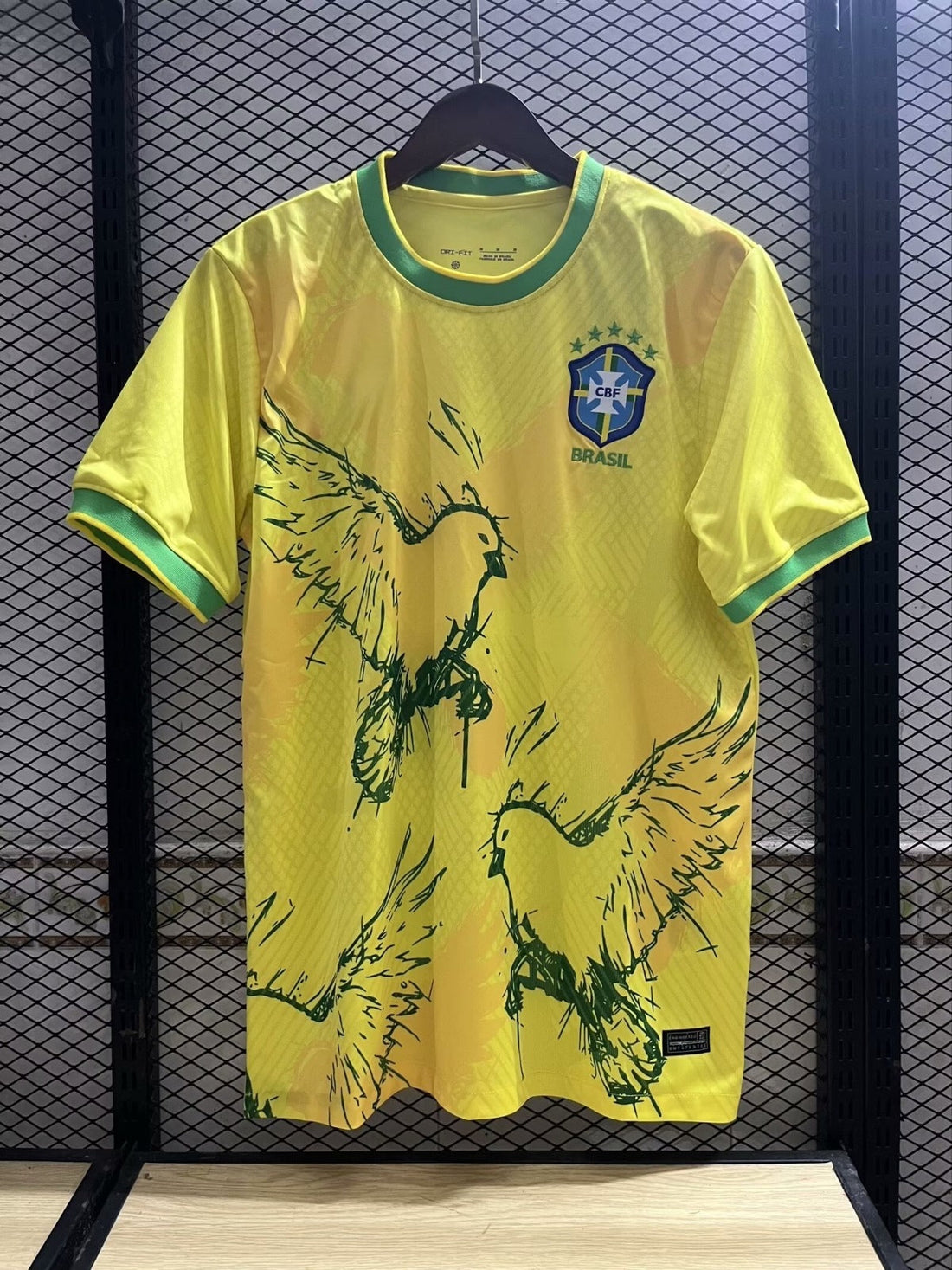 Maillot 24/25 Brésil Jaune Spécial A — vue 1