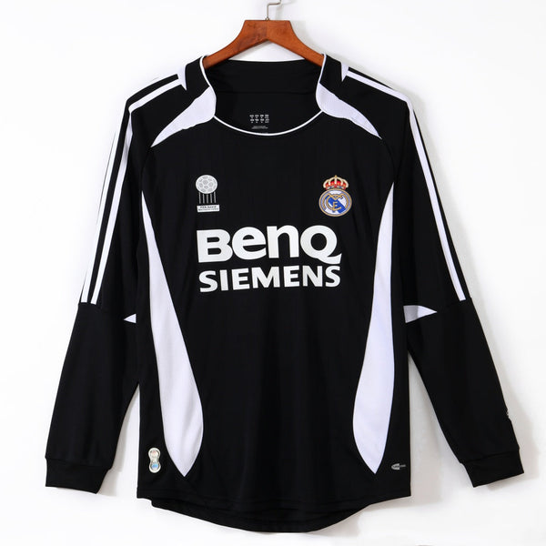 2006-2007 Real Madrid Third Retro Manches…