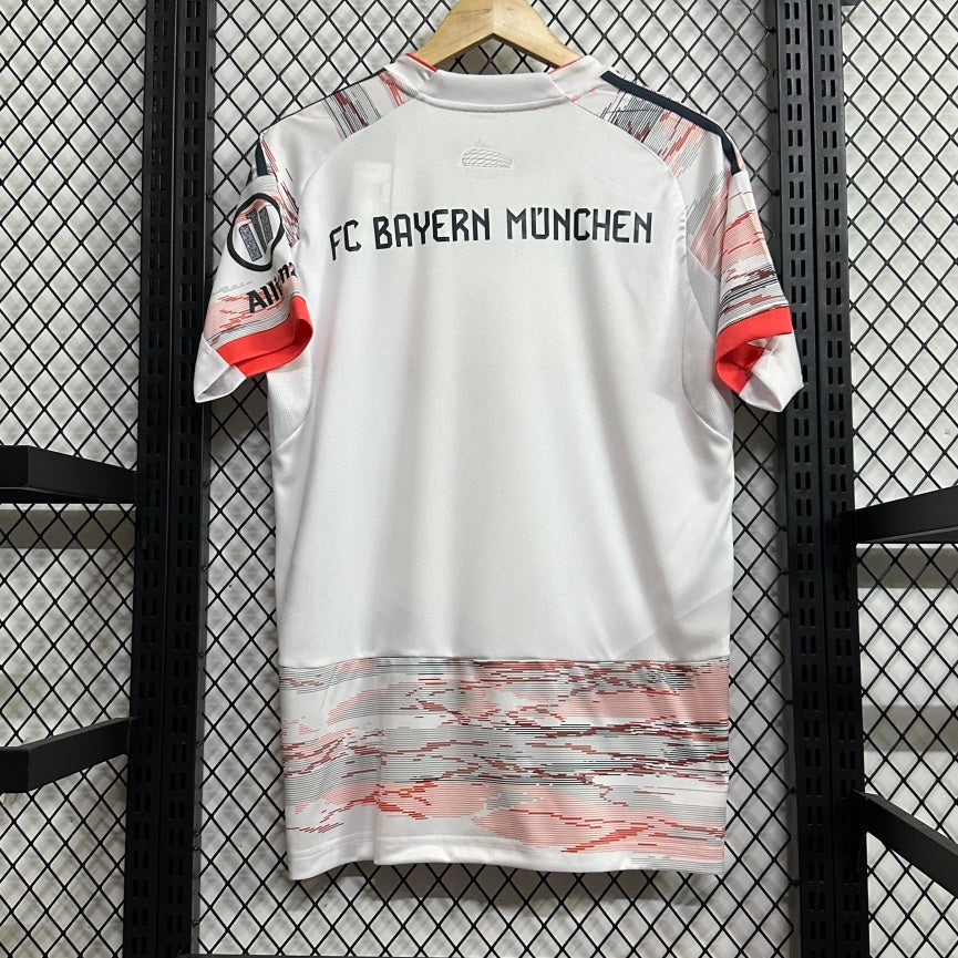 Maillot 25/26 Bayern Munich Extérieur — vue 2