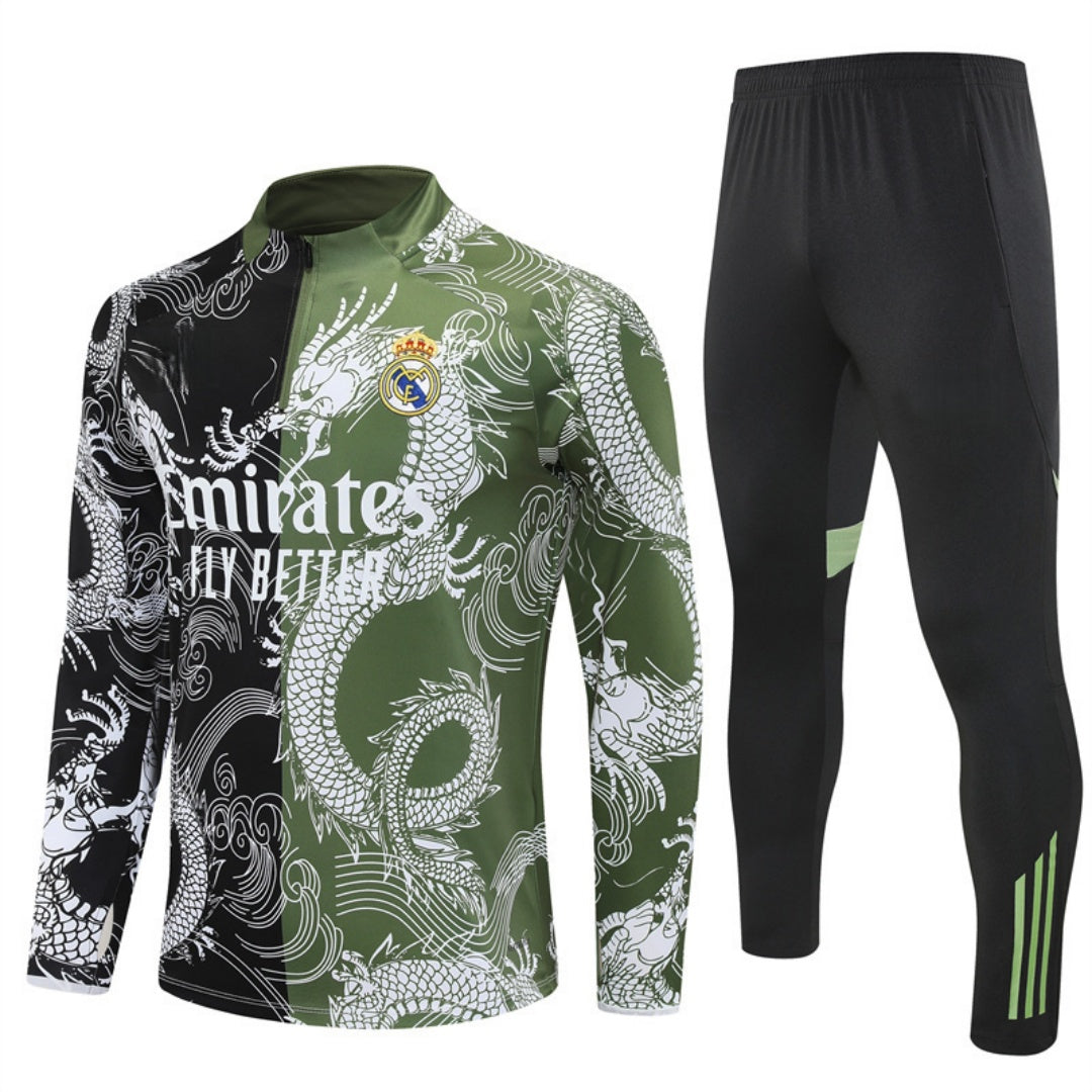 25/26 Ensemble Real Madrid Spécial B — vue 1