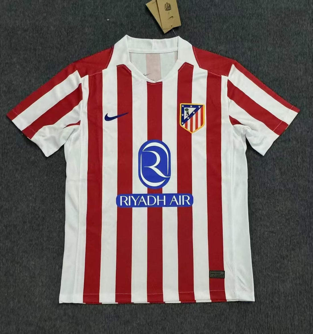 Maillot 25/26 Atlético Madrid Domicile — vue 3