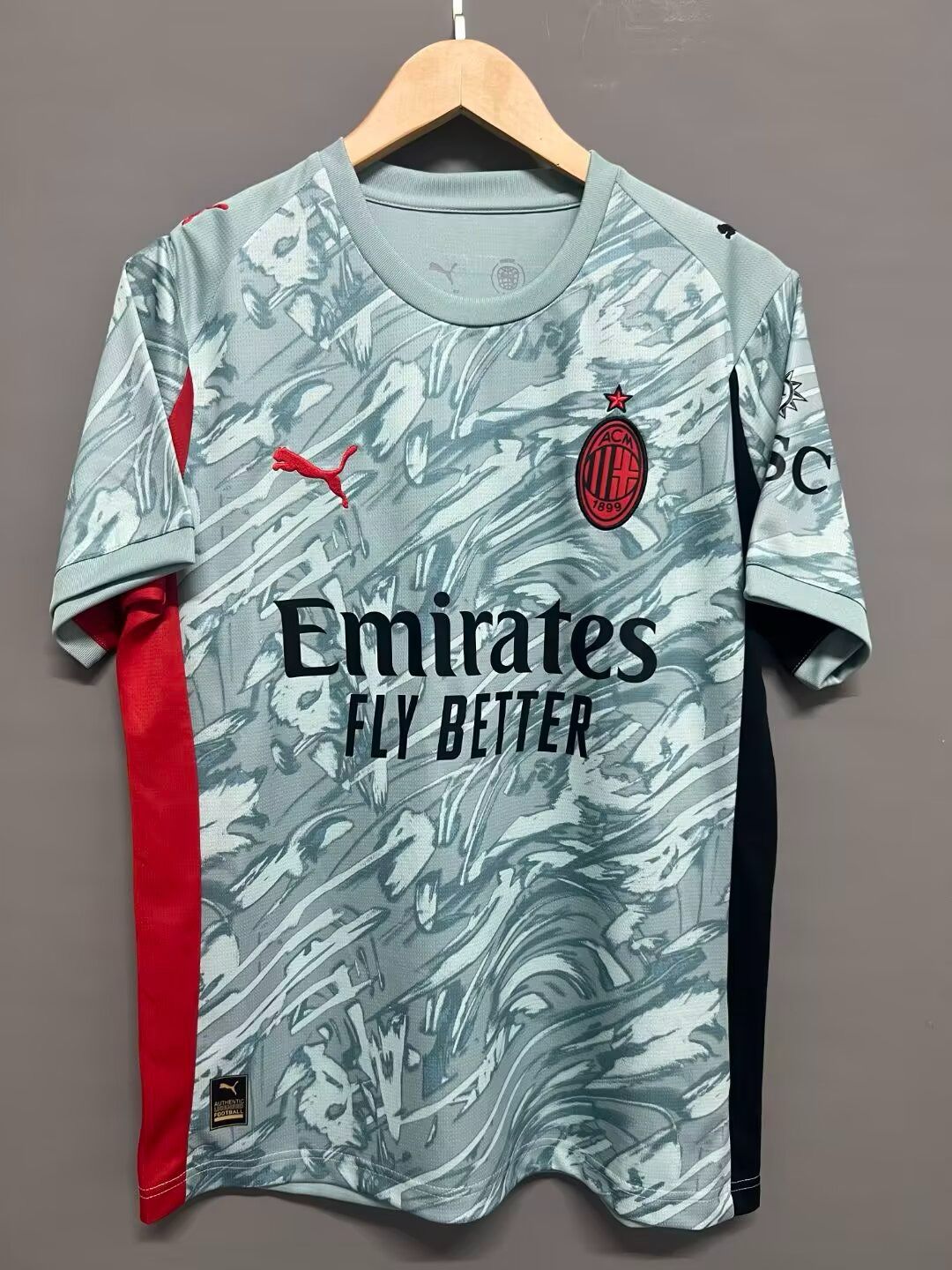 Maillot 25/26 AC Milan — vue 1