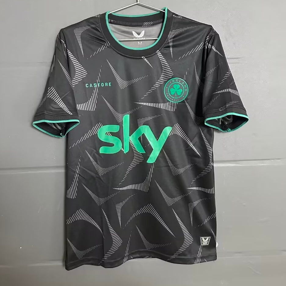 Maillot 25/26 Ireland Third — vue 1