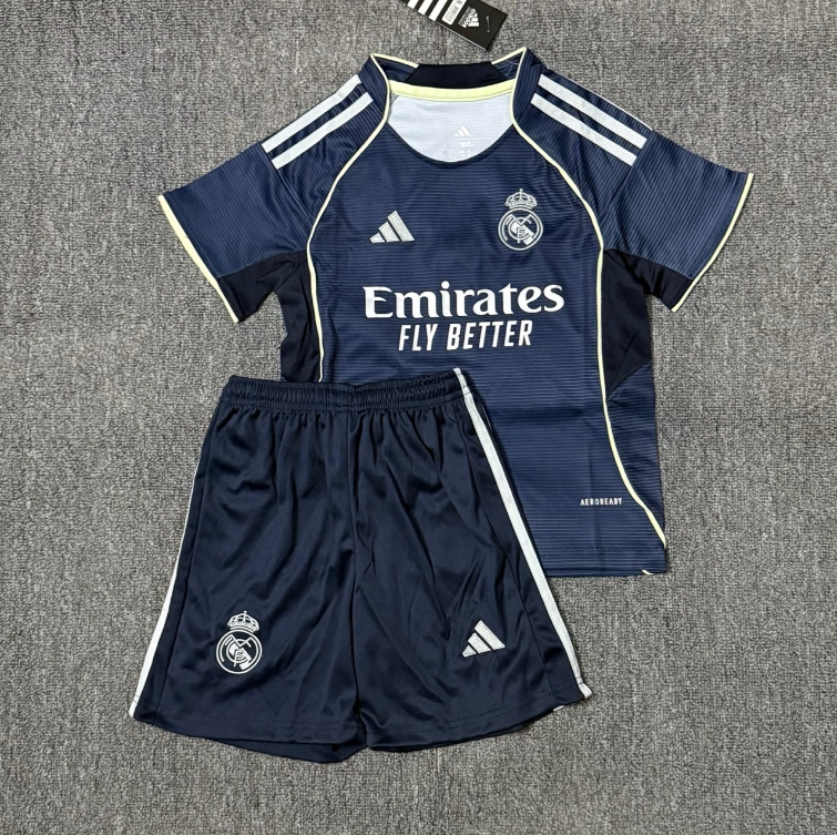 25/26 Ensemble Enfant Real Madrid Extérieur — vue 1