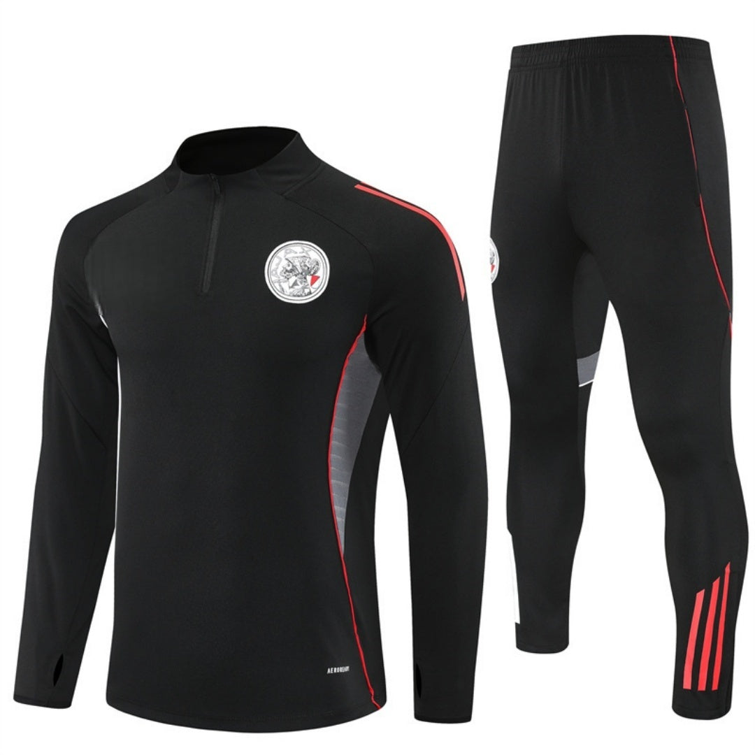25/26 Ensemble Ajax black — vue 1