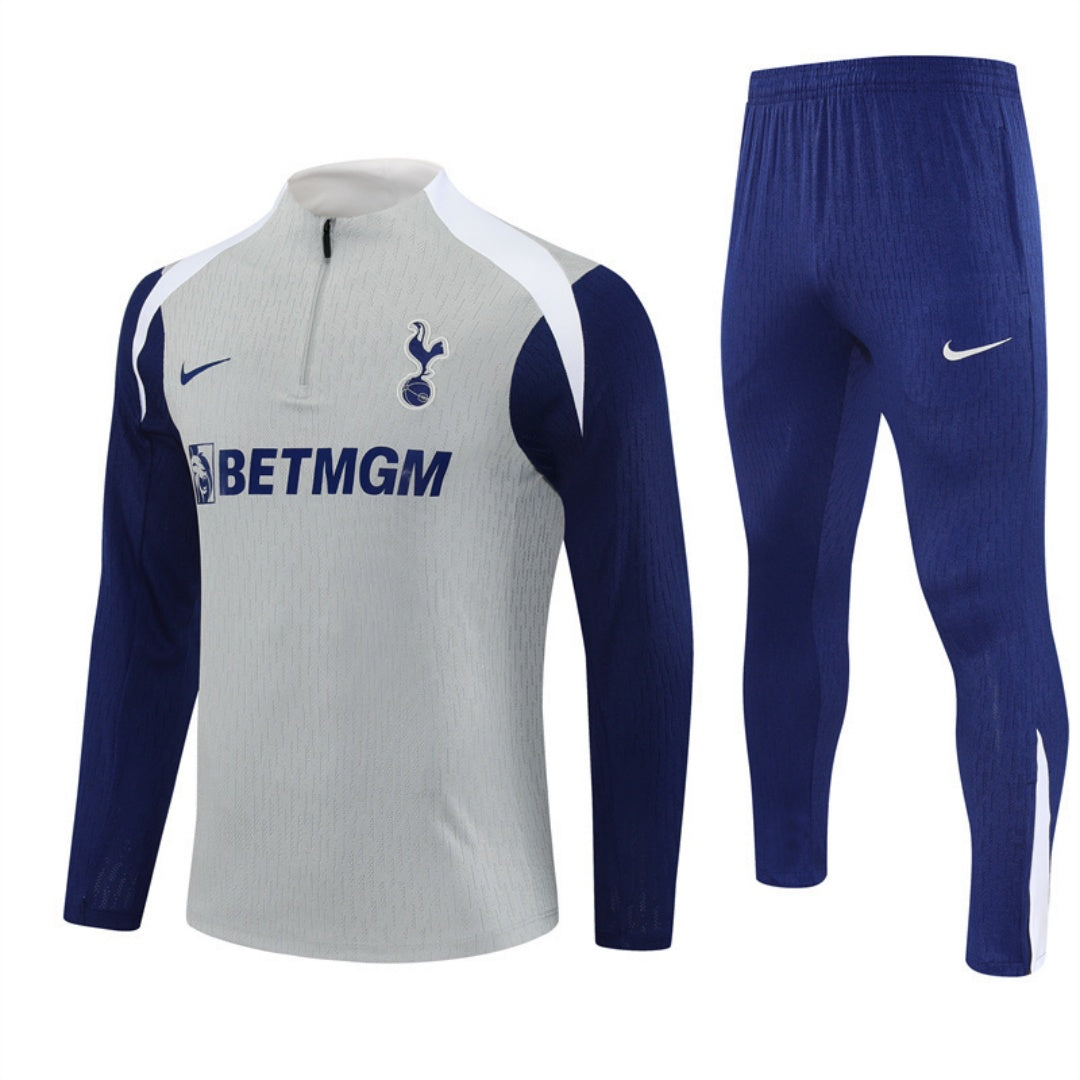 25/26 Ensemble Tottenham Spécial A — vue 1