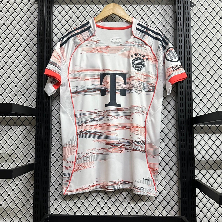 Maillot 25/26 Bayern Munich Extérieur — vue 1