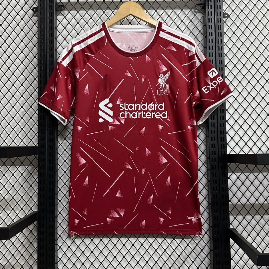 Maillot 26/27 Liverpool Spécial Domicile — vue 1